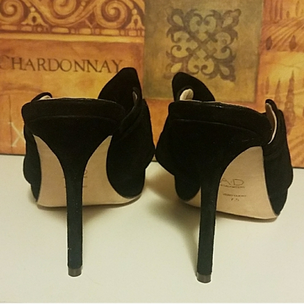 Beautiful suede mules